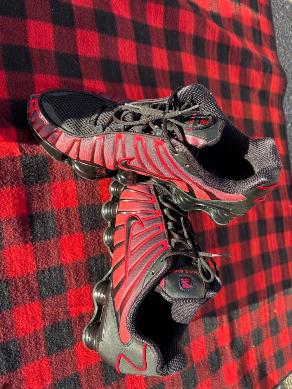 Nike Shox TL Running Shoes Black/University Red Size 11.5 men’s